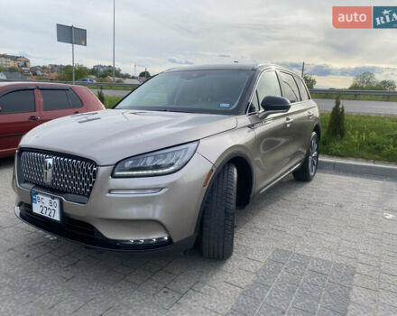 Бежевый Линкольн Corsair, объемом двигателя 2 л и пробегом 80 тыс. км за 29500 $, фото 9 на Automoto.ua
