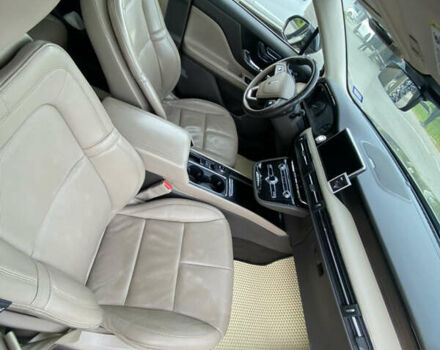 Бежевый Линкольн Corsair, объемом двигателя 2 л и пробегом 80 тыс. км за 29500 $, фото 23 на Automoto.ua