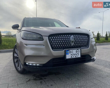 Бежевый Линкольн Corsair, объемом двигателя 2 л и пробегом 80 тыс. км за 29500 $, фото 8 на Automoto.ua