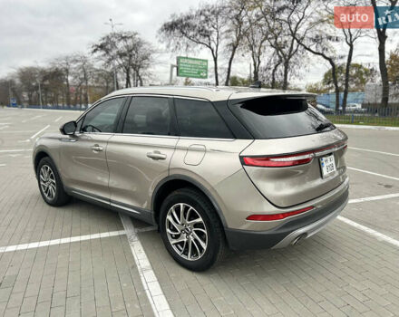 Бежевый Линкольн Corsair, объемом двигателя 2 л и пробегом 63 тыс. км за 25000 $, фото 2 на Automoto.ua