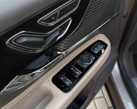 Бежевый Линкольн Corsair, объемом двигателя 2 л и пробегом 57 тыс. км за 25000 $, фото 14 на Automoto.ua