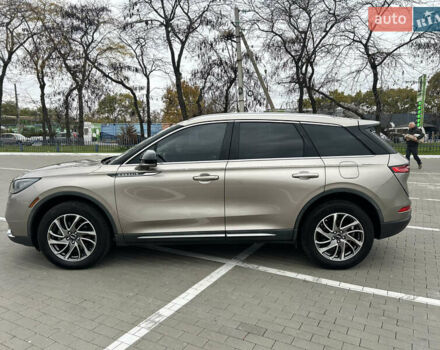 Бежевый Линкольн Corsair, объемом двигателя 2 л и пробегом 63 тыс. км за 25000 $, фото 3 на Automoto.ua