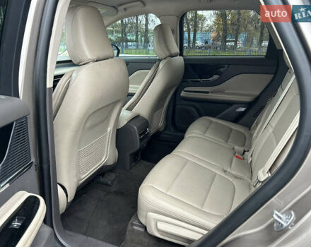 Бежевый Линкольн Corsair, объемом двигателя 2 л и пробегом 63 тыс. км за 25000 $, фото 18 на Automoto.ua