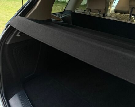 Бежевый Линкольн Corsair, объемом двигателя 2 л и пробегом 57 тыс. км за 25000 $, фото 18 на Automoto.ua