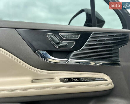 Бежевый Линкольн Corsair, объемом двигателя 2 л и пробегом 63 тыс. км за 25000 $, фото 15 на Automoto.ua