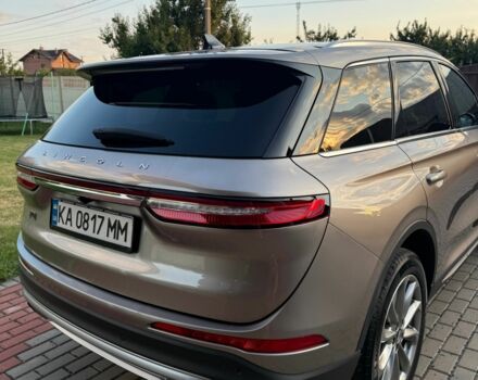 Бежевый Линкольн Corsair, объемом двигателя 2 л и пробегом 57 тыс. км за 25000 $, фото 5 на Automoto.ua