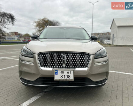 Бежевый Линкольн Corsair, объемом двигателя 2 л и пробегом 63 тыс. км за 25000 $, фото 1 на Automoto.ua