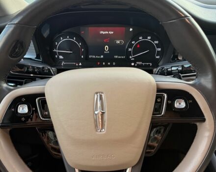 Бежевый Линкольн Corsair, объемом двигателя 2 л и пробегом 57 тыс. км за 25000 $, фото 9 на Automoto.ua