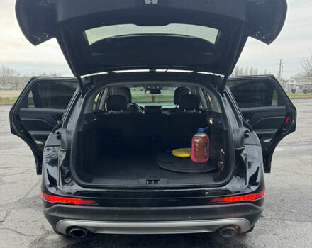 Черный Линкольн Corsair, объемом двигателя 2 л и пробегом 152 тыс. км за 20100 $, фото 26 на Automoto.ua