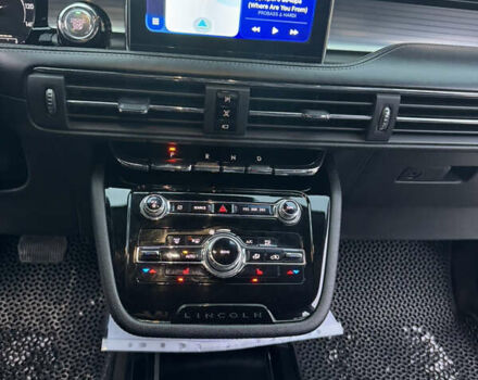 Черный Линкольн Corsair, объемом двигателя 2 л и пробегом 152 тыс. км за 20100 $, фото 25 на Automoto.ua