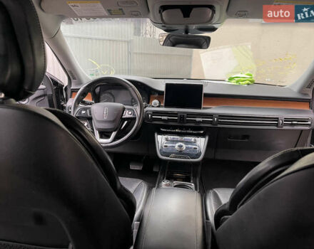 Черный Линкольн Corsair, объемом двигателя 2 л и пробегом 137 тыс. км за 17000 $, фото 6 на Automoto.ua