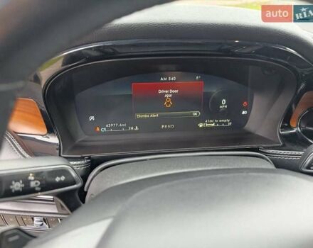 Черный Линкольн Corsair, объемом двигателя 2 л и пробегом 71 тыс. км за 22000 $, фото 14 на Automoto.ua