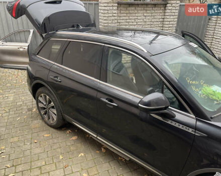 Черный Линкольн Corsair, объемом двигателя 2 л и пробегом 137 тыс. км за 17000 $, фото 8 на Automoto.ua