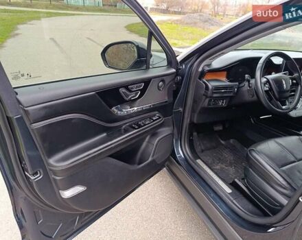 Черный Линкольн Corsair, объемом двигателя 2 л и пробегом 71 тыс. км за 22000 $, фото 11 на Automoto.ua