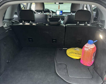 Черный Линкольн Corsair, объемом двигателя 2 л и пробегом 152 тыс. км за 20100 $, фото 27 на Automoto.ua