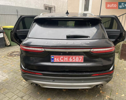 Черный Линкольн Corsair, объемом двигателя 2 л и пробегом 137 тыс. км за 17000 $, фото 2 на Automoto.ua