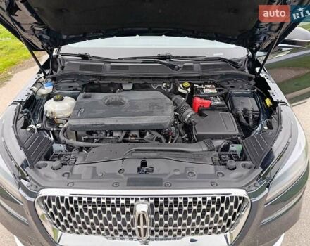 Черный Линкольн Corsair, объемом двигателя 2 л и пробегом 71 тыс. км за 22000 $, фото 19 на Automoto.ua