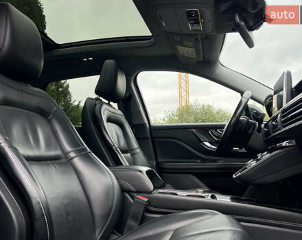 Чорний Лінкольн Corsair, об'ємом двигуна 2 л та пробігом 128 тис. км за 22900 $, фото 21 на Automoto.ua