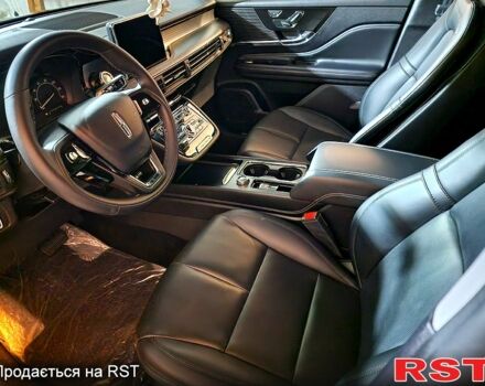 Черный Линкольн Corsair, объемом двигателя 2 л и пробегом 27 тыс. км за 23500 $, фото 6 на Automoto.ua