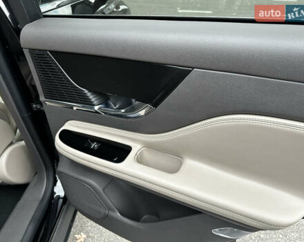 Линкольн Corsair 2022 в Киеве на Automoto.ua Черный Линкольн Corsair, объемом двигателя 2 л и пробегом 109 тыс. км за 22500 $, фото 37 на Automoto.ua