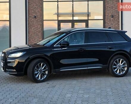 Черный Линкольн Corsair, объемом двигателя 2 л и пробегом 27 тыс. км за 24700 $, фото 6 на Automoto.ua