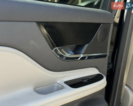 Черный Линкольн Corsair, объемом двигателя 2 л и пробегом 22 тыс. км за 31500 $, фото 27 на Automoto.ua