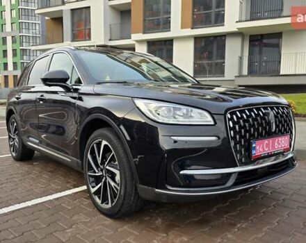 Черный Линкольн Corsair, объемом двигателя 2 л и пробегом 34 тыс. км за 30500 $, фото 2 на Automoto.ua