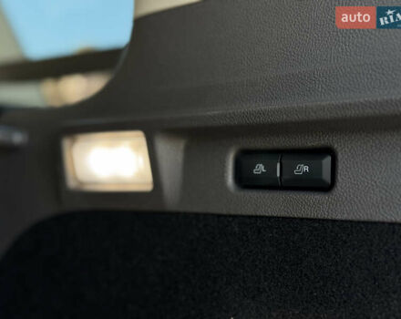 Черный Линкольн Corsair, объемом двигателя 2 л и пробегом 22 тыс. км за 31500 $, фото 55 на Automoto.ua