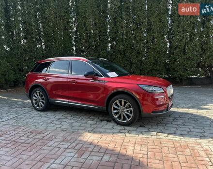 Красный Линкольн Corsair, объемом двигателя 2 л и пробегом 40 тыс. км за 29000 $, фото 1 на Automoto.ua