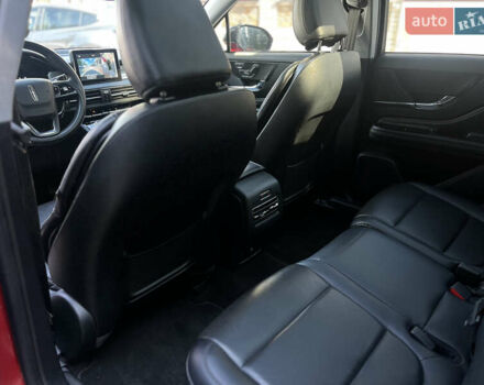 Красный Линкольн Corsair, объемом двигателя 2 л и пробегом 40 тыс. км за 29000 $, фото 22 на Automoto.ua