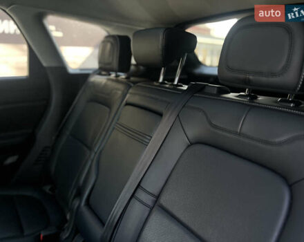 Красный Линкольн Corsair, объемом двигателя 2 л и пробегом 40 тыс. км за 29000 $, фото 23 на Automoto.ua