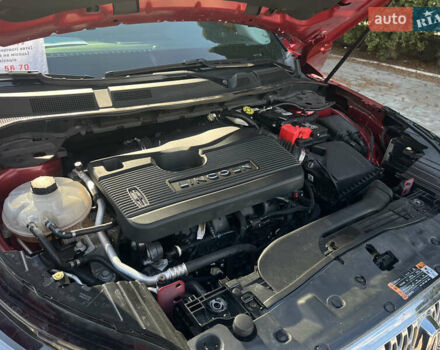 Красный Линкольн Corsair, объемом двигателя 2 л и пробегом 40 тыс. км за 29000 $, фото 29 на Automoto.ua