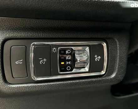 Линкольн Corsair, объемом двигателя 2 л и пробегом 128 тыс. км за 22900 $, фото 19 на Automoto.ua