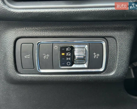 Линкольн Corsair, объемом двигателя 2 л и пробегом 27 тыс. км за 24800 $, фото 37 на Automoto.ua