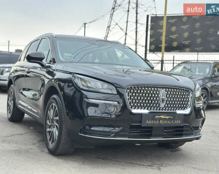 Линкольн Corsair, объемом двигателя 2 л и пробегом 27 тыс. км за 24800 $, фото 8 на Automoto.ua