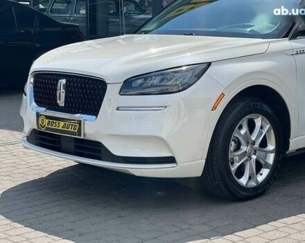 Линкольн Corsair, объемом двигателя 2 л и пробегом 38 тыс. км за 28000 $, фото 6 на Automoto.ua