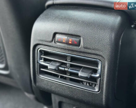 Линкольн Corsair, объемом двигателя 2 л и пробегом 27 тыс. км за 24800 $, фото 20 на Automoto.ua