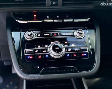 Линкольн Corsair, объемом двигателя 2 л и пробегом 62 тыс. км за 25999 $, фото 24 на Automoto.ua