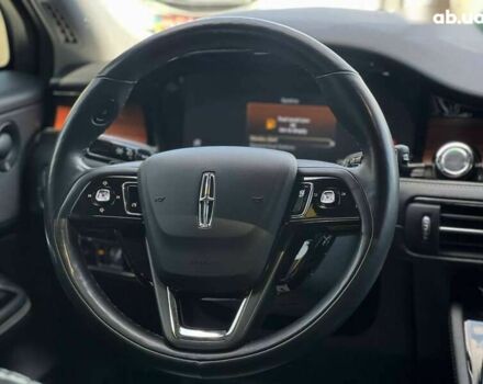 Линкольн Corsair, объемом двигателя 2 л и пробегом 38 тыс. км за 28000 $, фото 13 на Automoto.ua