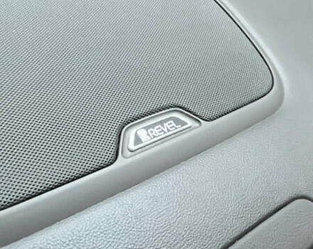 Серый Линкольн Corsair, объемом двигателя 2.29 л и пробегом 95 тыс. км за 25700 $, фото 18 на Automoto.ua