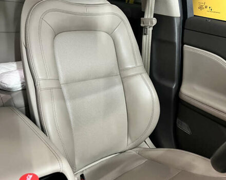 Сірий Лінкольн Corsair, об'ємом двигуна 2 л та пробігом 98 тис. км за 28000 $, фото 5 на Automoto.ua