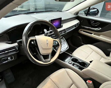 Серый Линкольн Corsair, объемом двигателя 2.29 л и пробегом 95 тыс. км за 25700 $, фото 6 на Automoto.ua