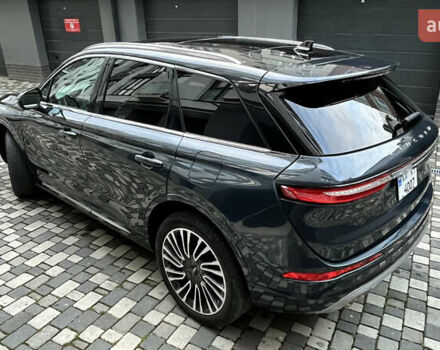 Серый Линкольн Corsair, объемом двигателя 2.29 л и пробегом 95 тыс. км за 25700 $, фото 3 на Automoto.ua