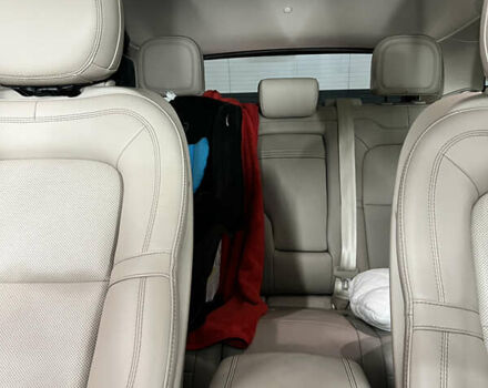 Сірий Лінкольн Corsair, об'ємом двигуна 2 л та пробігом 98 тис. км за 28000 $, фото 6 на Automoto.ua