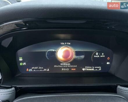 Сірий Лінкольн Corsair, об'ємом двигуна 2 л та пробігом 49 тис. км за 25500 $, фото 37 на Automoto.ua