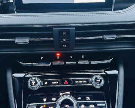 Сірий Лінкольн Corsair, об'ємом двигуна 2 л та пробігом 49 тис. км за 25500 $, фото 30 на Automoto.ua