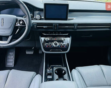 Сірий Лінкольн Corsair, об'ємом двигуна 2 л та пробігом 49 тис. км за 25500 $, фото 26 на Automoto.ua