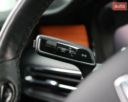 Сірий Лінкольн Corsair, об'ємом двигуна 2 л та пробігом 67 тис. км за 25500 $, фото 25 на Automoto.ua