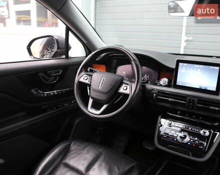 Сірий Лінкольн Corsair, об'ємом двигуна 2 л та пробігом 67 тис. км за 25500 $, фото 12 на Automoto.ua