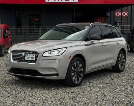 Серый Линкольн Corsair, объемом двигателя 2 л и пробегом 38 тыс. км за 30900 $, фото 1 на Automoto.ua